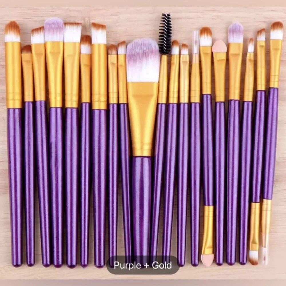 Purple and Gold Makeup Brush Set - set of 20 - new!